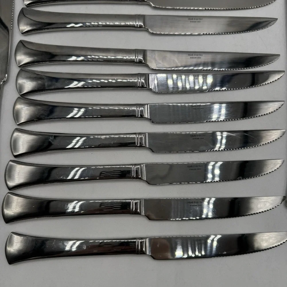 Reed & Barton TYLER Stainless R&B EveryDay Glossy Silverware 12 Steak Knives Set